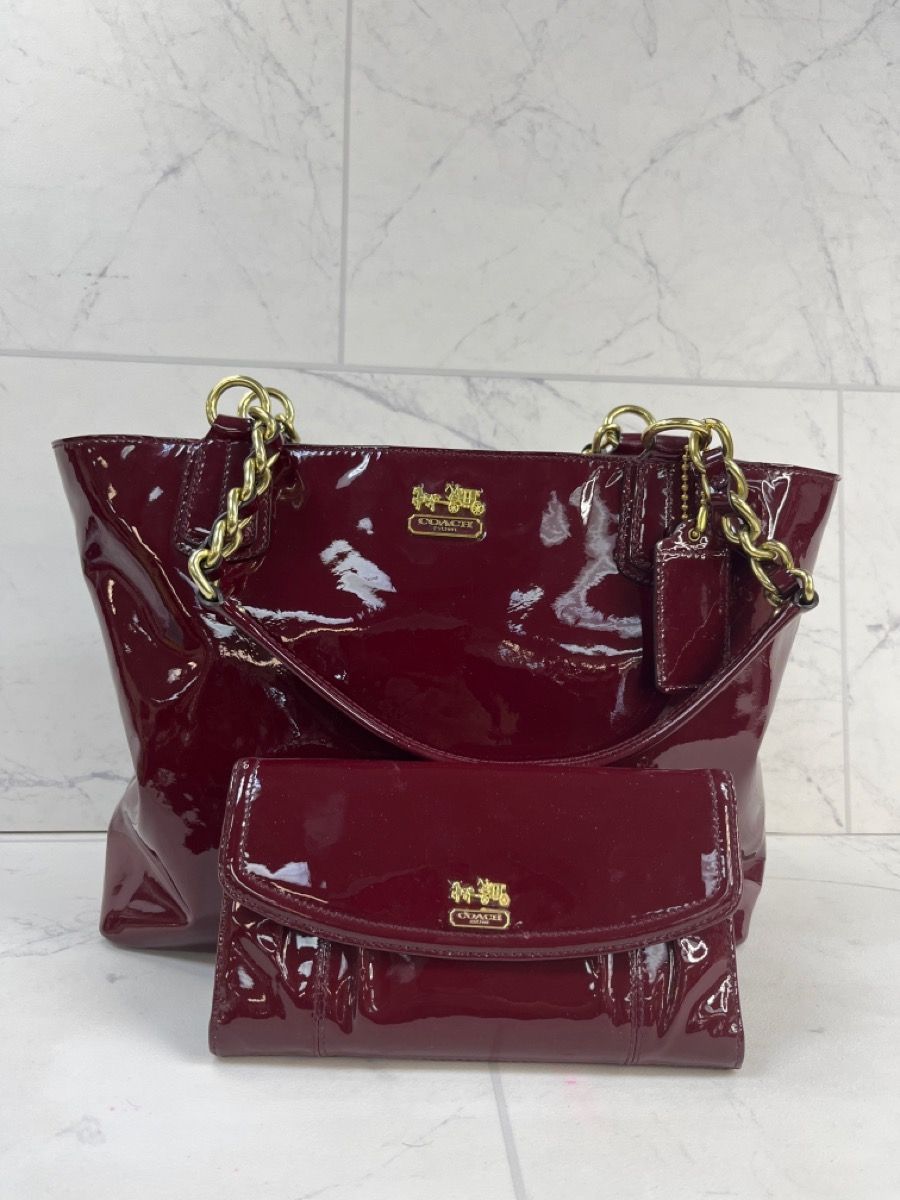 Coach Madison Patent Leather Zip Tote + Matching Wallet – Black (A1G002792)