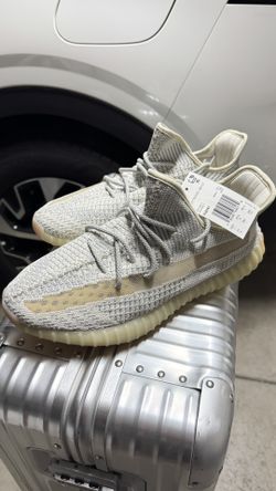 Adidas Yeezy Boost 350 V2 (size M 11)