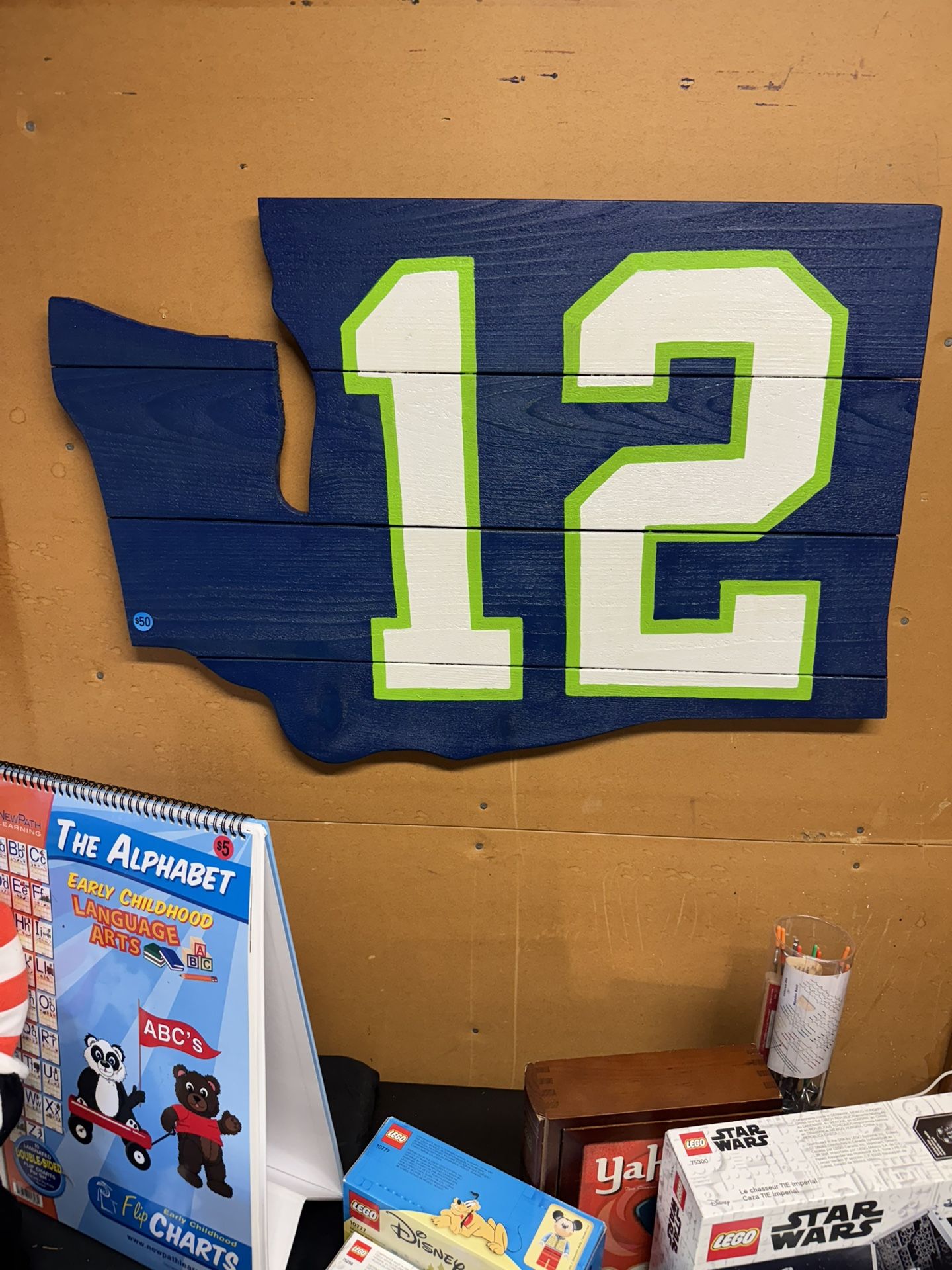 Seahawks 12 Sign 