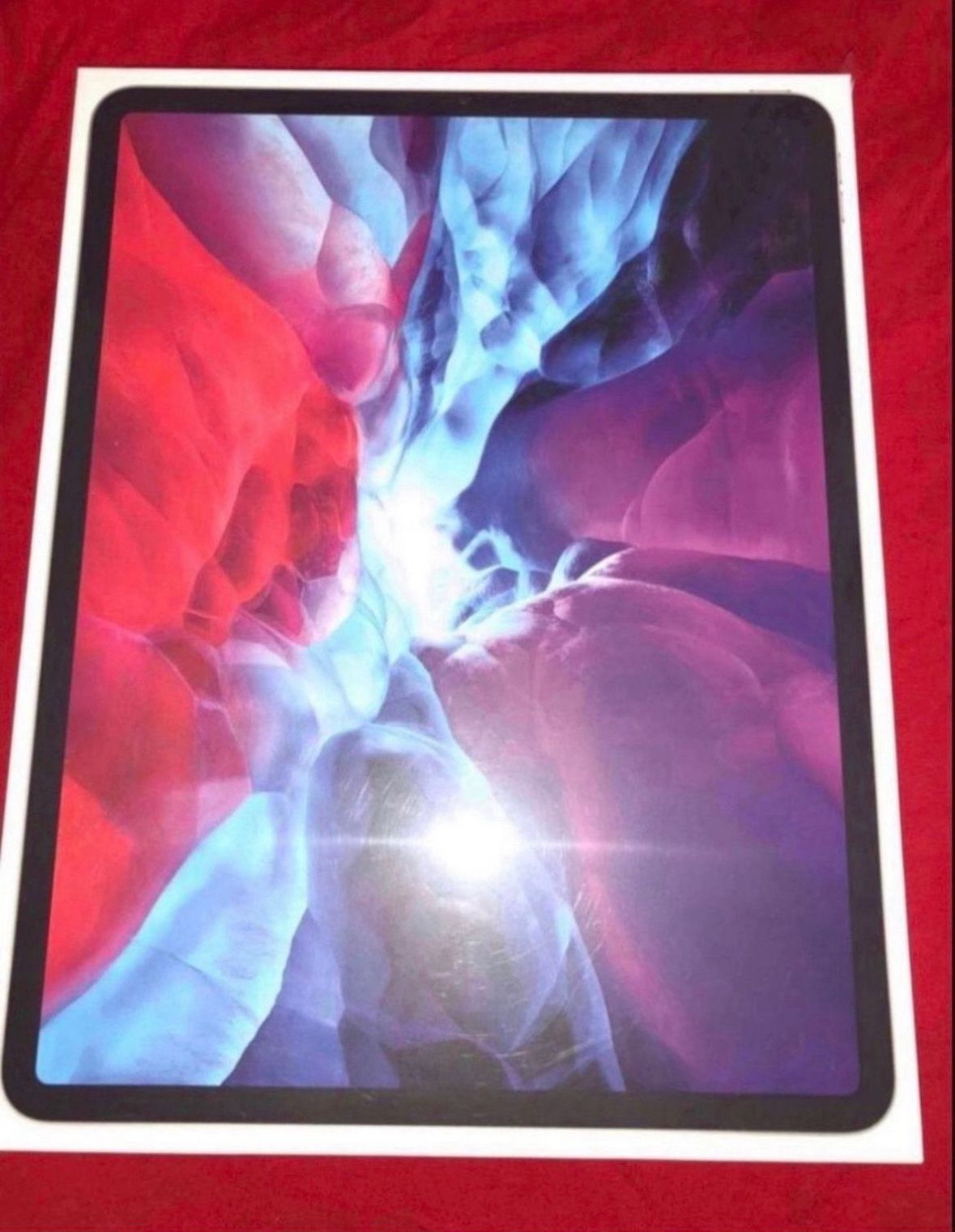 Apple iPad Pro 12.9 inch 512gb $1100 Or IPad Pro 11” 512gb $900 New Sealed Also Selling Separately Apple Pencil 2nd & Magic Keyboard