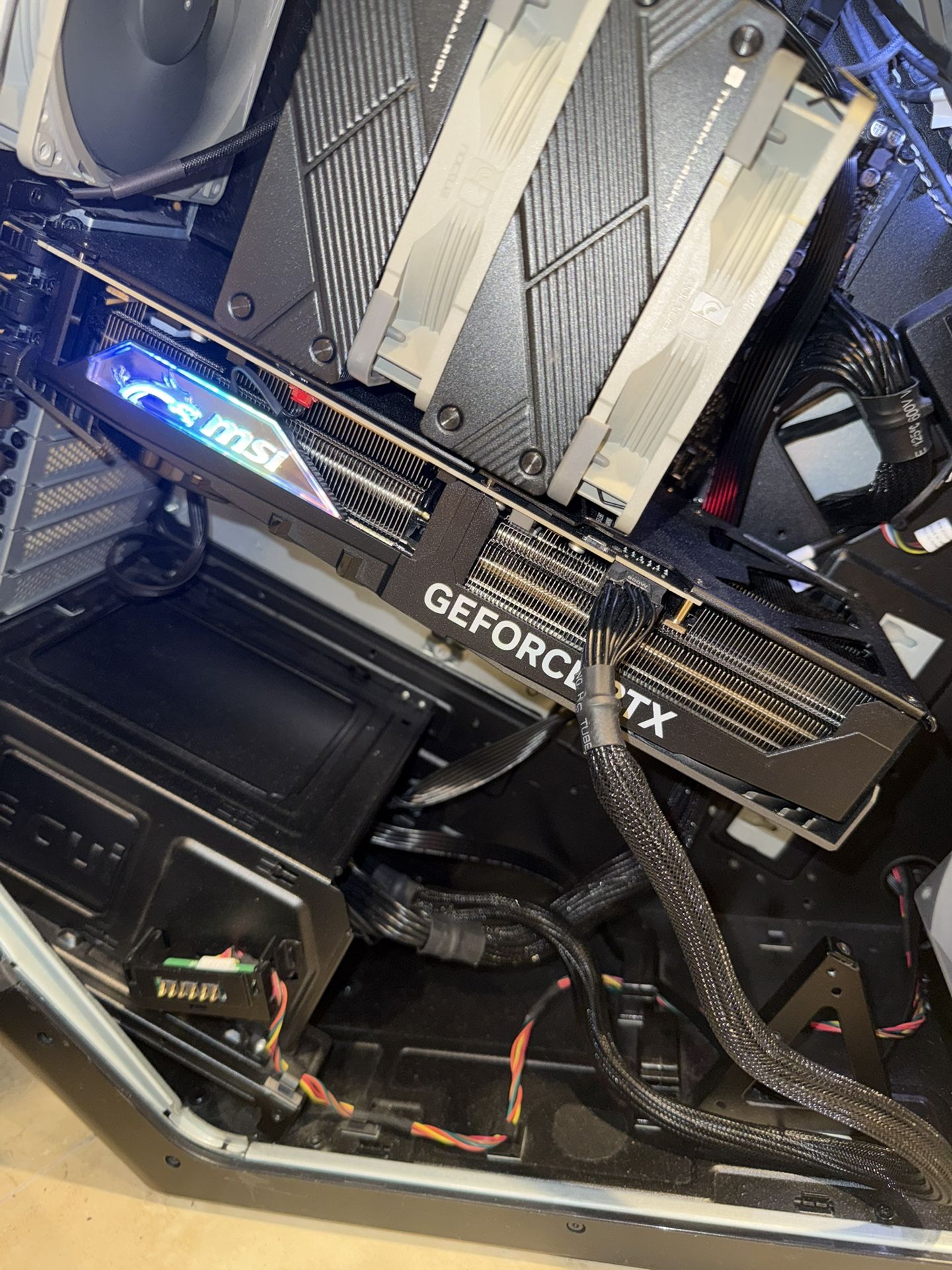 RTX 4090 MSI Gaming X Slim