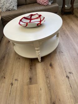 Beautiful white coffee table