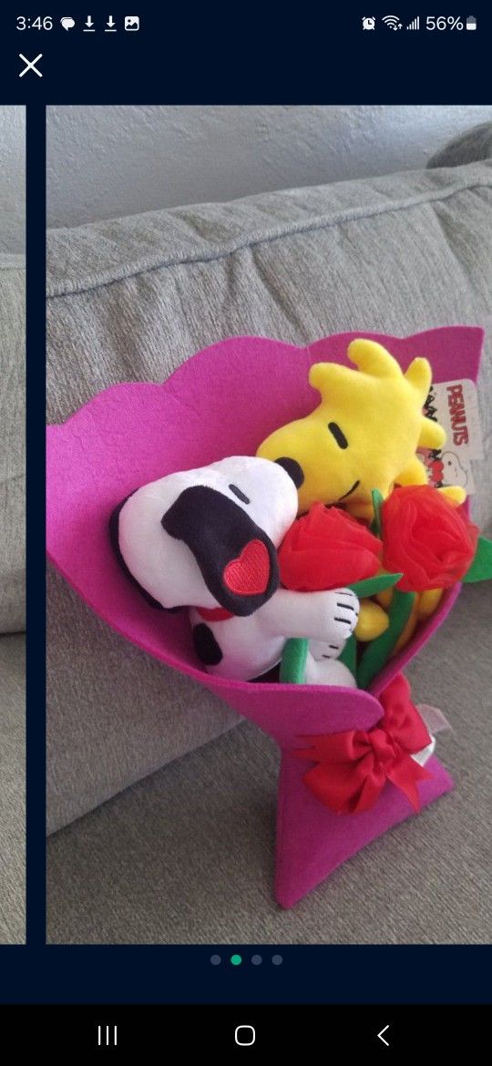 Brand New Peanuts Plush Bouquet