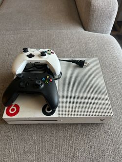 Xbox one S with two controllers