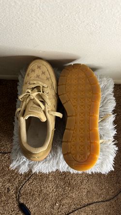 Shoes adult