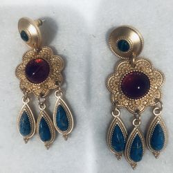 Women’s Asian-Designed Classically French Style Earrings