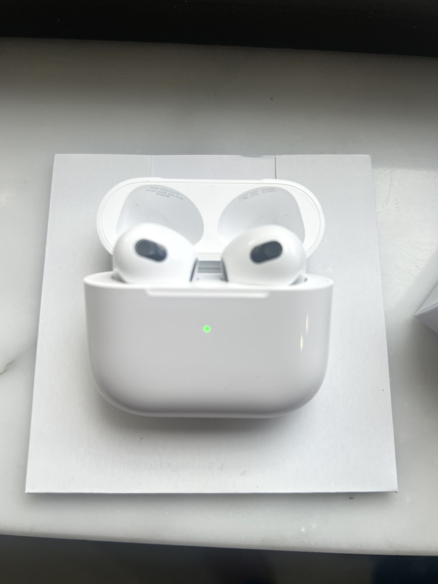 Selling Air Pods With Case