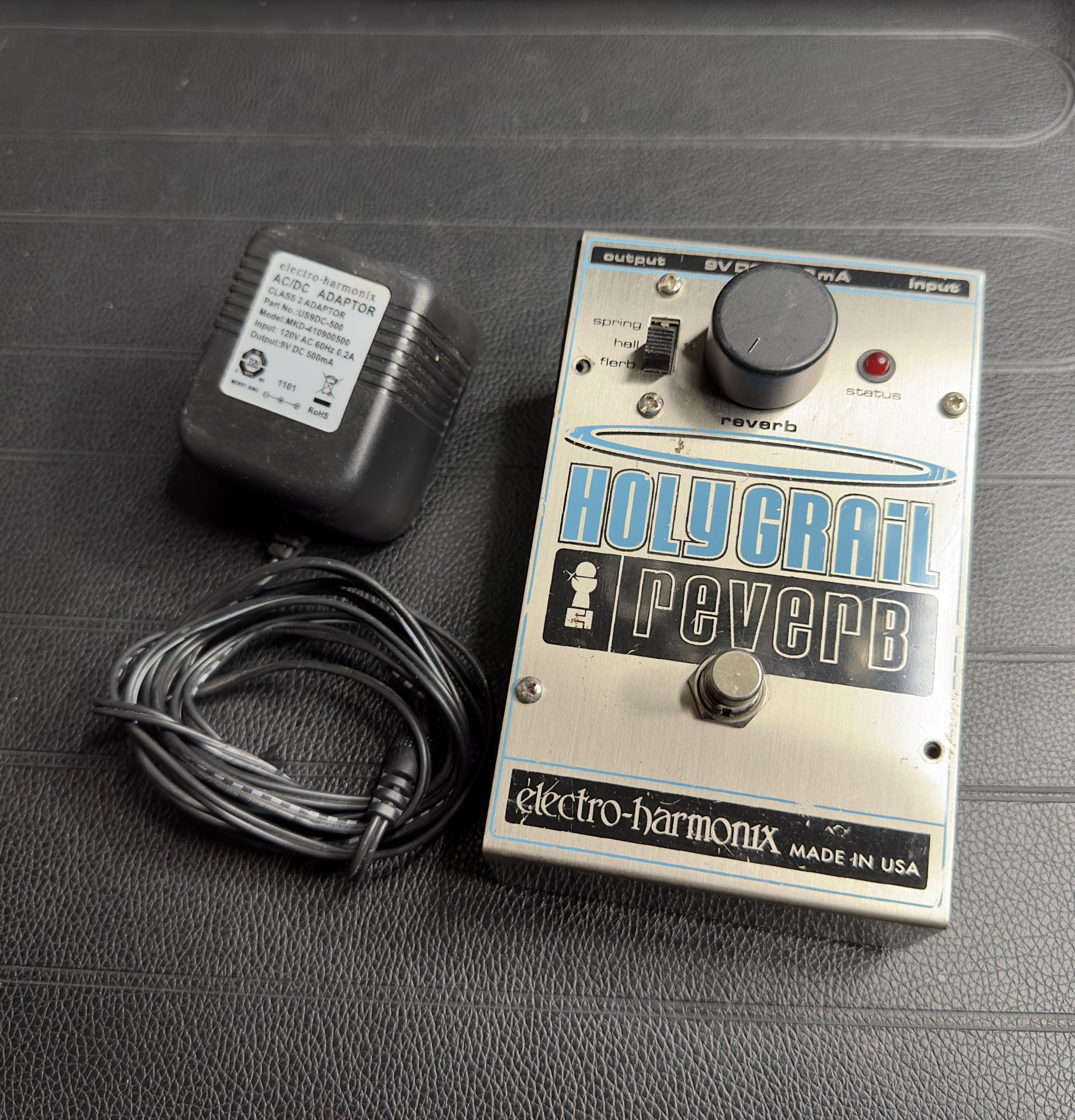 Electro-Harmonix Holy Grail Reverb Guitar Pedal with Power Supply