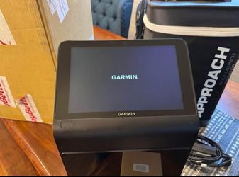 Garmin Approach R50 Golf Launch Monitor and Simulator