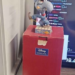 my DISNEY Genie showcase collection figure