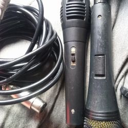 Microphone With All Cords