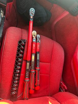 Jtc torque wrenches and sockets