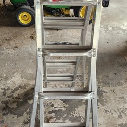 Gorilla Ladder (18ft Reach)