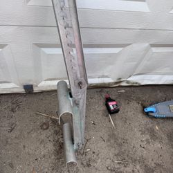 Ladder brackets
