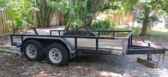 7x12 TANDEM EQUIPMENT TRAILER