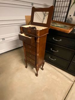 Jewelry drawer