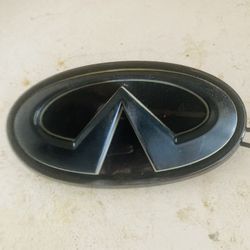 Light Up Infiniti Emblem