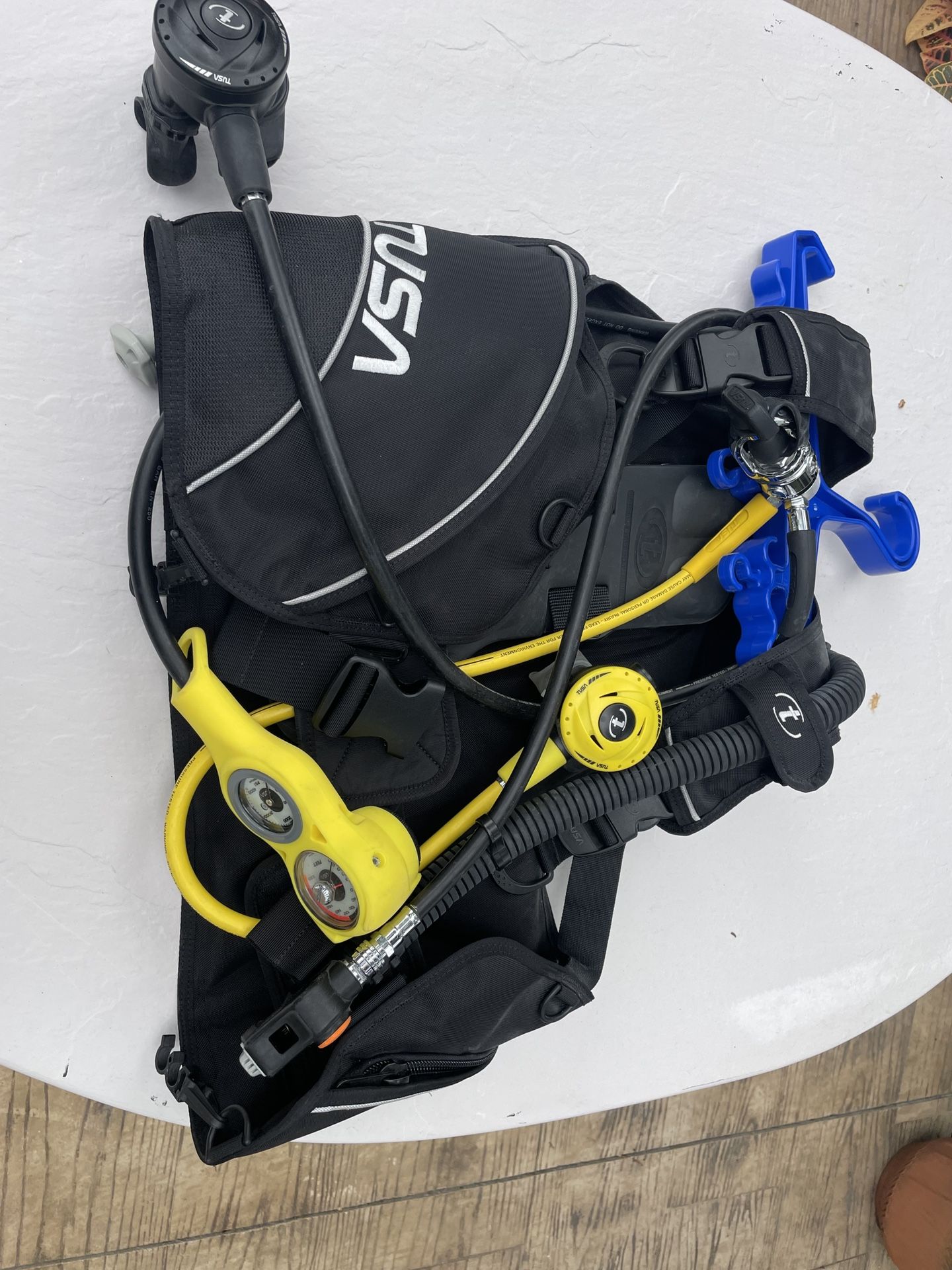 Tusa BC And regulator Combo