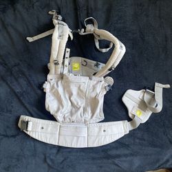 LilleBaby Baby Carrier