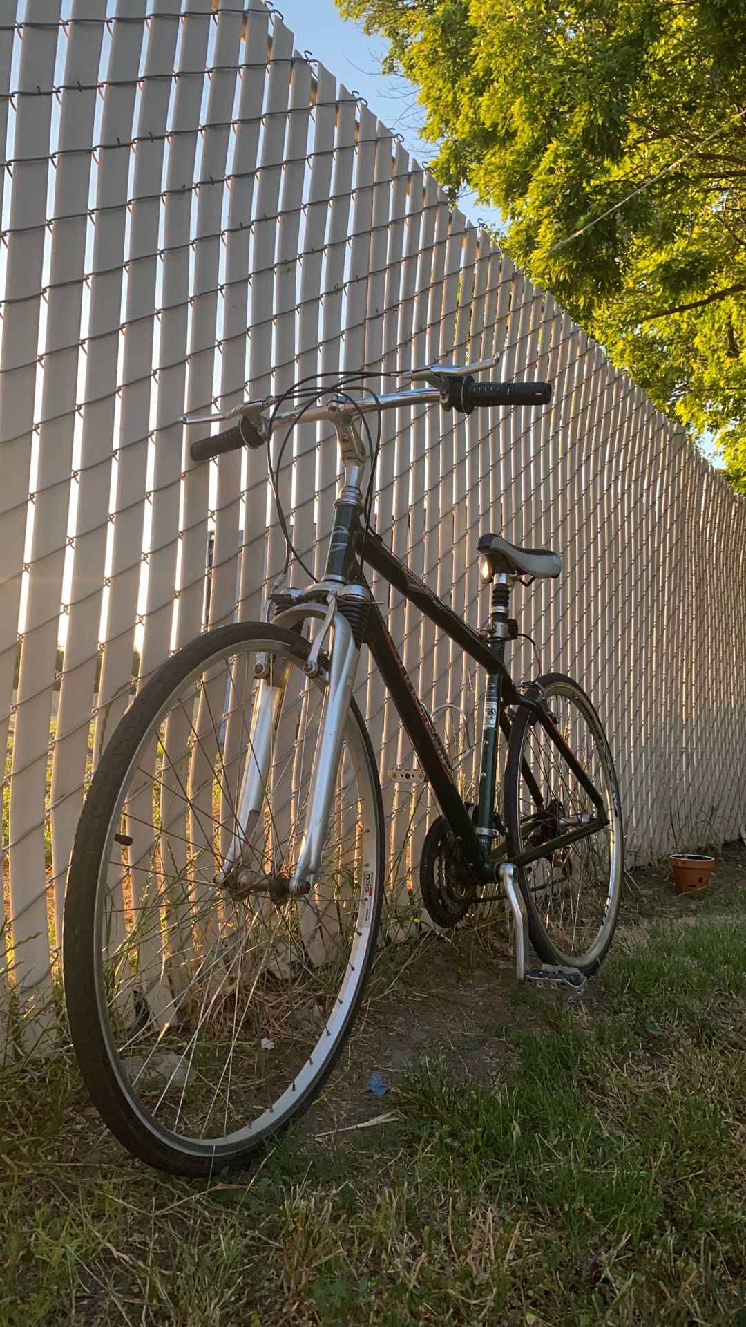 Vintage Cannondale Adventure-400 Bike