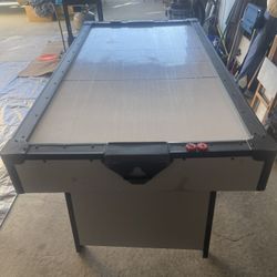 6 Ft  Hockey Table