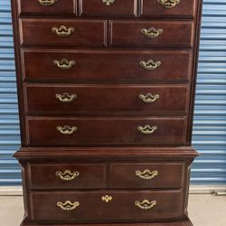 Solid Wood 7-Drawer Highboy Dresser – Heavy, Quality Build