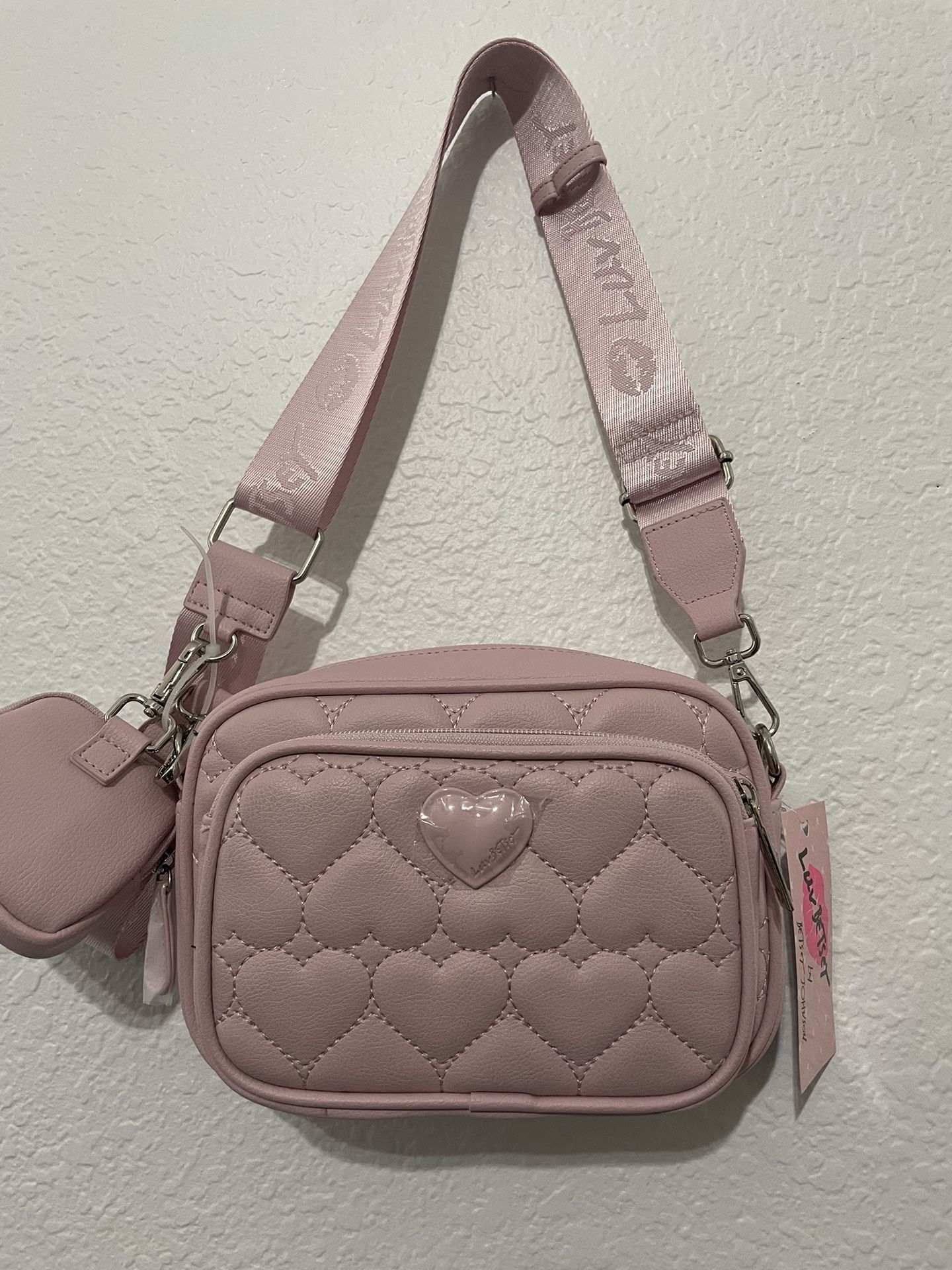 Betsey Johnson 💗