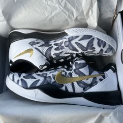 Nike Kobe Protro 8 Mambacita New Size 10.5