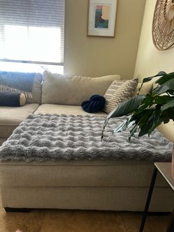 Sectional Couch in good condition