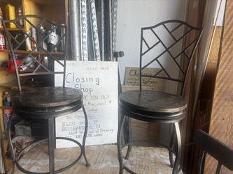 Swivel Bar Stool