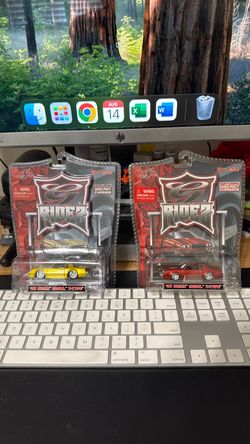 Maisto G Ridez Regal T-Type Set of 2