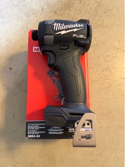 Milwaukee M18 FUEL 18V Lithium-Ion Brushless Cordless 1/4 in. Hex Impact Driver (Tool-Only)