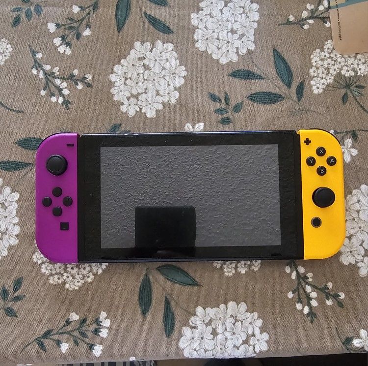 Nintendo Switch HAC-001 (-01) Console W/Purple/Orange Joy-Cons