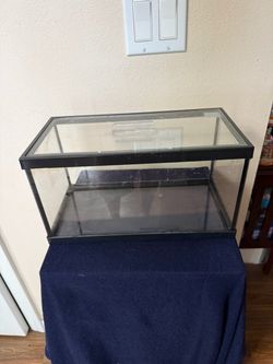 Glass Terrarium Tank with Lid 2.5 Gal
