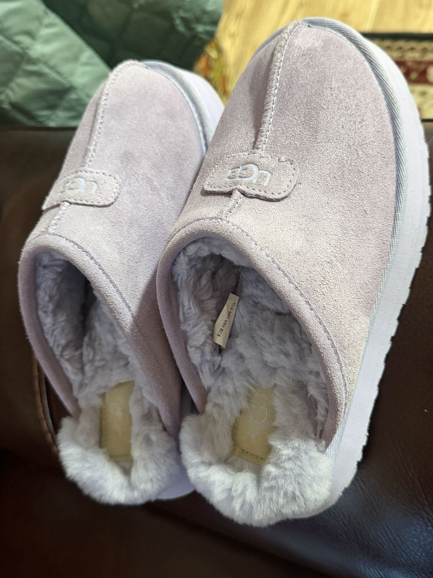 Like New Ugg Women’s Size 6