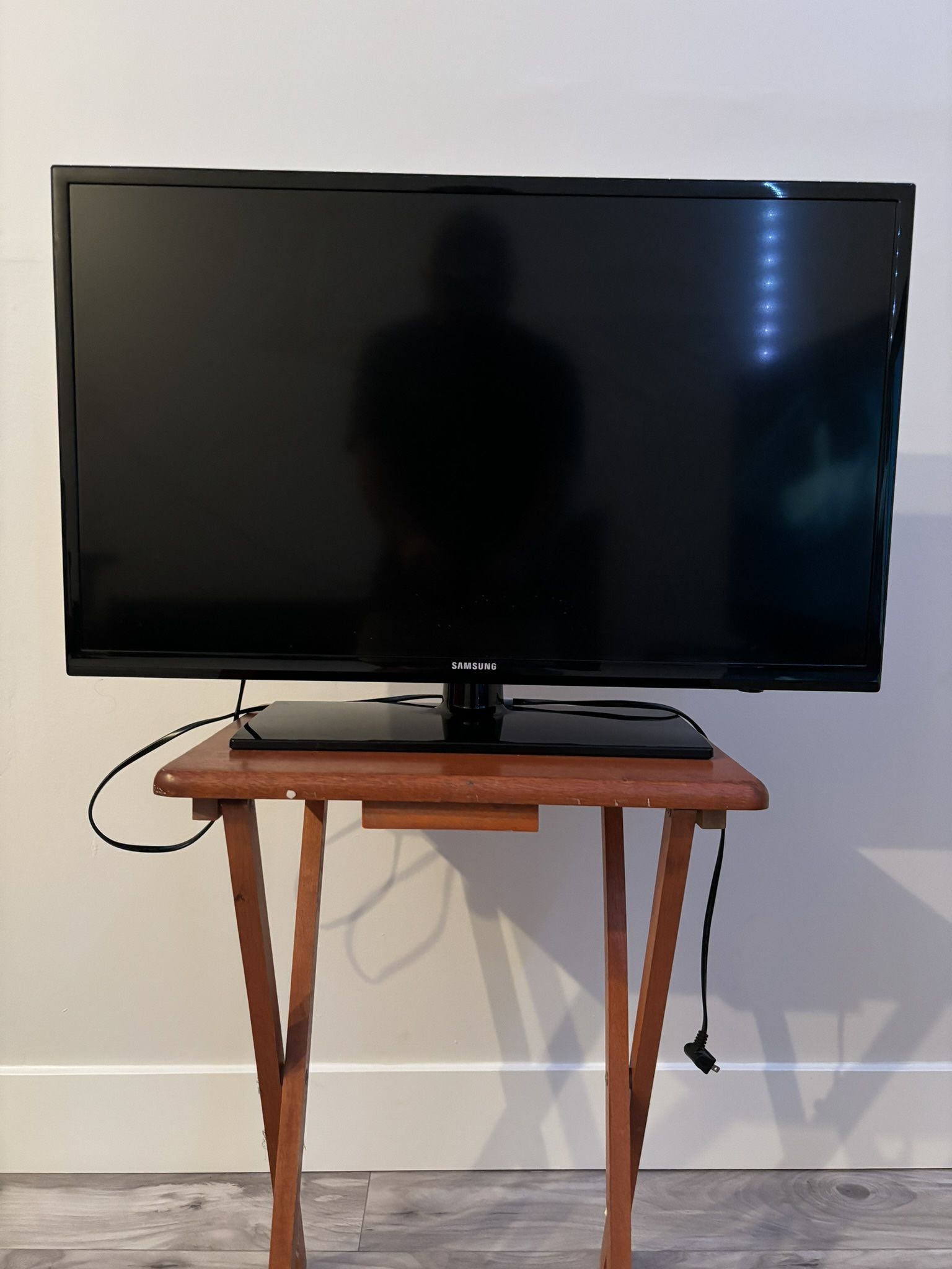Samsung 32” Tv