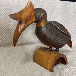 Vintage Wicker Wood Toucan Bird Box / Made In The Peoples Of Republic Of China SHANGHAI HANDICRAFTS 