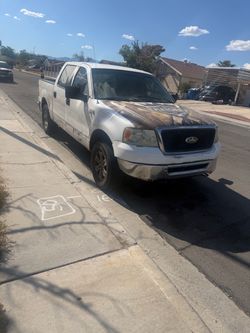 Ford F-150 Crew Cab Pickup Truck