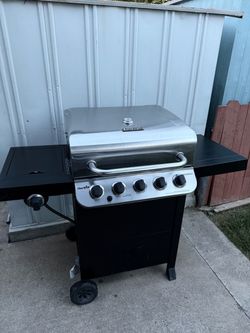 Char-Broil Performance Gas Grill