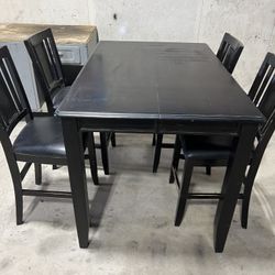 Ashley Dining Table