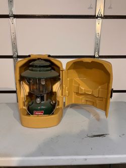 Coleman big hat lantern with case