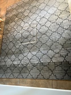 10 x 8 Used Rug