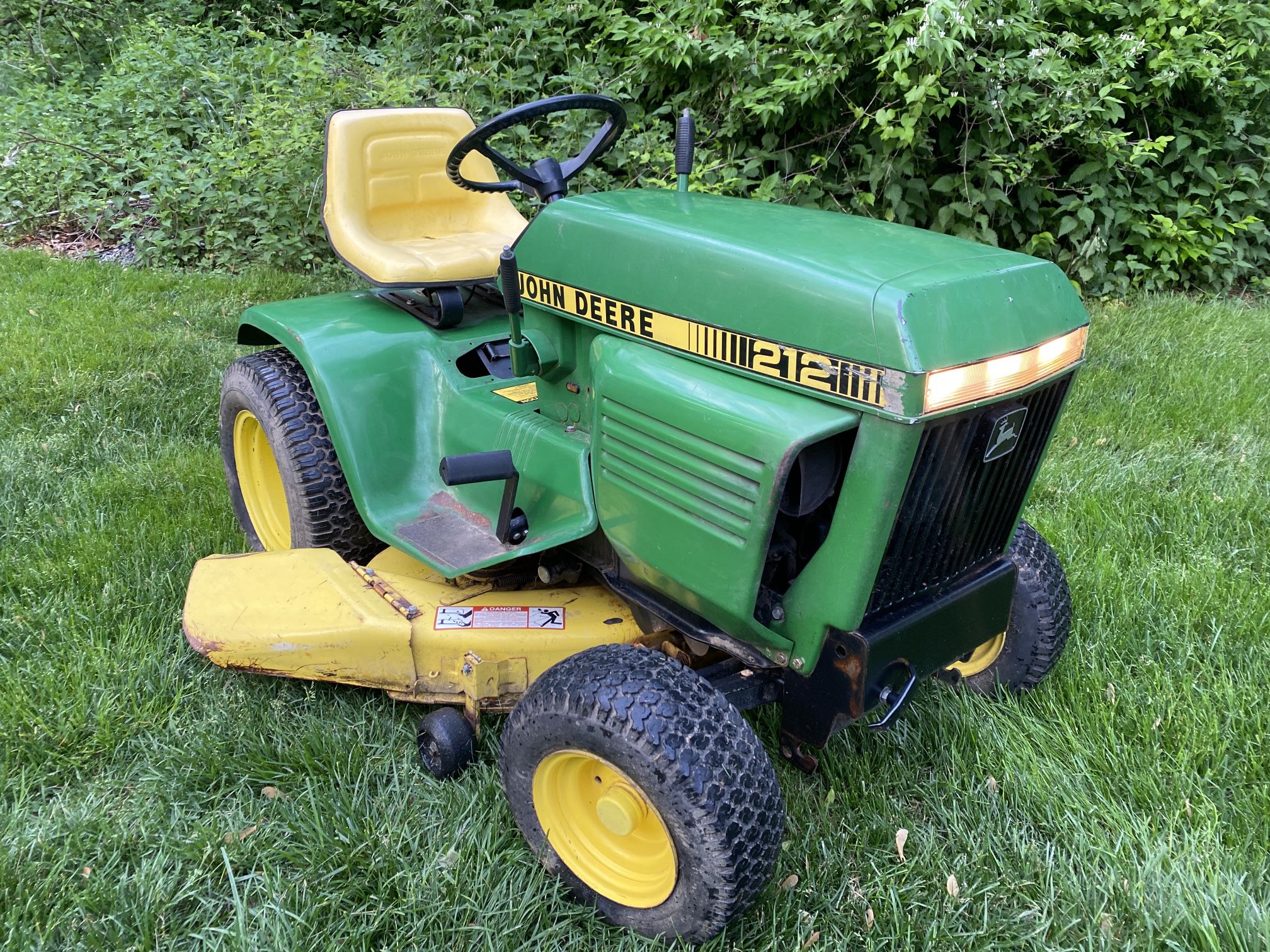Old School Classic John Deere Garden Tractor 212