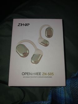 SPORTS EAR BUDS