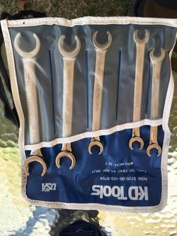 Flair nut wrench set