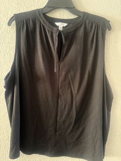 Time and Tru Sleeveless Blouse