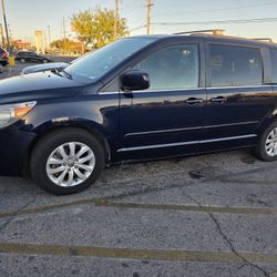 2014 Volkswagen Routan
