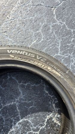 205 45 17 used Hankook Ventus V2 Concept 2 tire