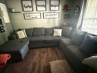 Couch sectional