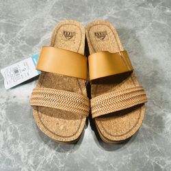 REEF Cushion Vista Hi Slip On Womens Sandals Wheat SZ 9 NWT
